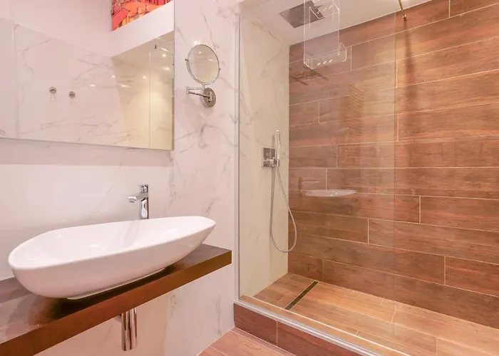 Attico Di Via D'azeglio 4* Bologna