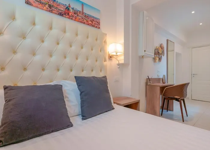 Attico Di Via D'azeglio 4*