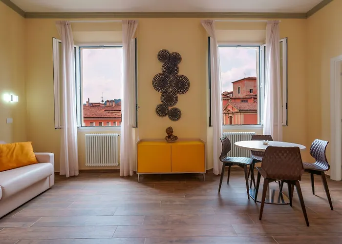 Attico Di Via D'azeglio Bologna