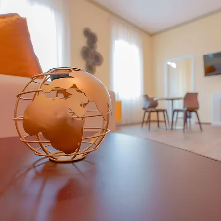 Attico Di Via D'azeglio Panzió Bologna