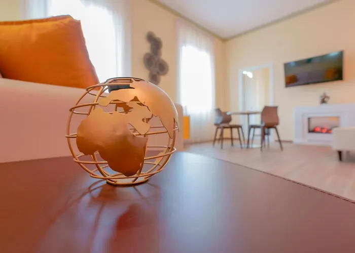 Attico Di Via D'azeglio 4*