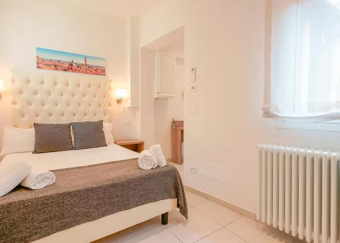 Attico Di Via D'azeglio بولونيا