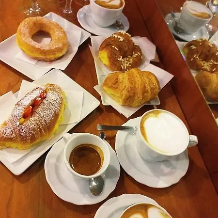 Attico Di Via D'azeglio 4* 博洛尼亚