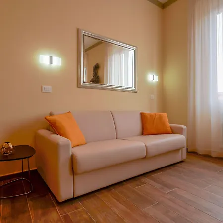 Attico Di Via D'azeglio 4*