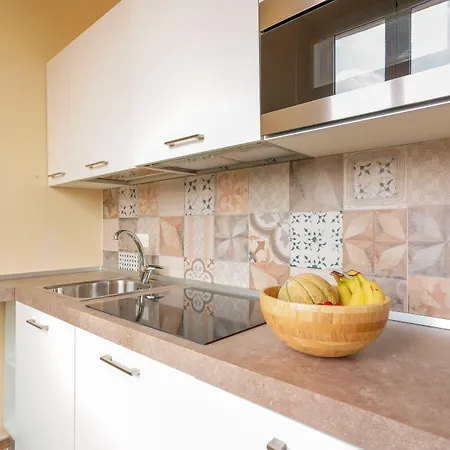 فندق مبيت وإفطار Attico Di Via D'azeglio بولونيا