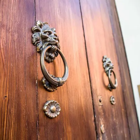 Attico Di Via D'azeglio Alojamento de Acomodação e Pequeno-almoço